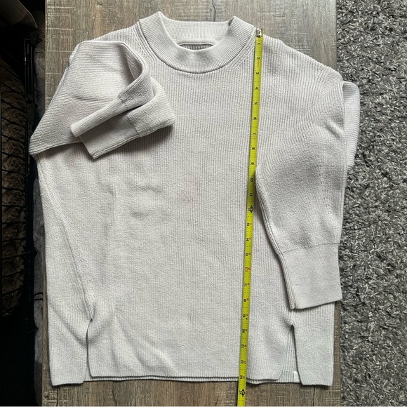 Lululemon Merino Wool-Blend Ribbed Turtleneck Sweater - Picture 8 of 8